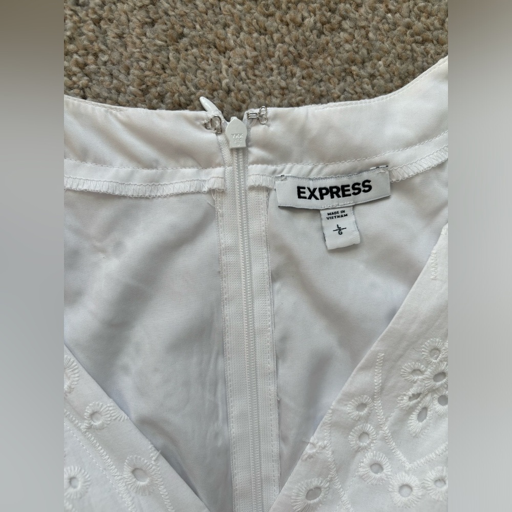 Express Eyelet Lace Puff Sleeve Romper White Size Large - Picture 9 of 14